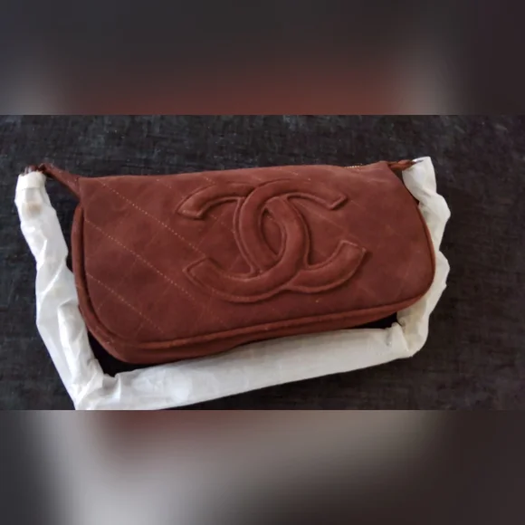 Luxury Inspired Brown Quilted Shoulder Bag - Picture 3 of 6